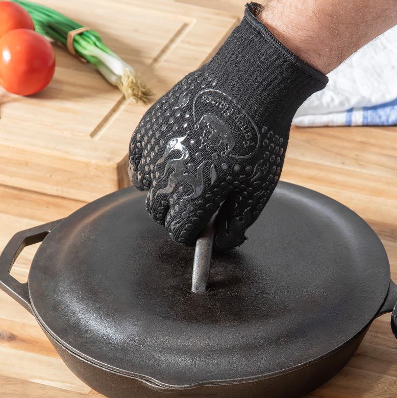 Plow & Hearth Single Heat-Resistant BBQ Glove P22BD2830 Fireplace