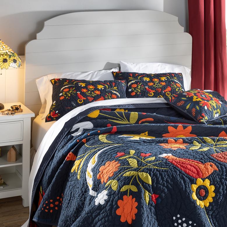 Plow & Hearth Ansley Folk Art Quilt Set P22BD2649 Houseware