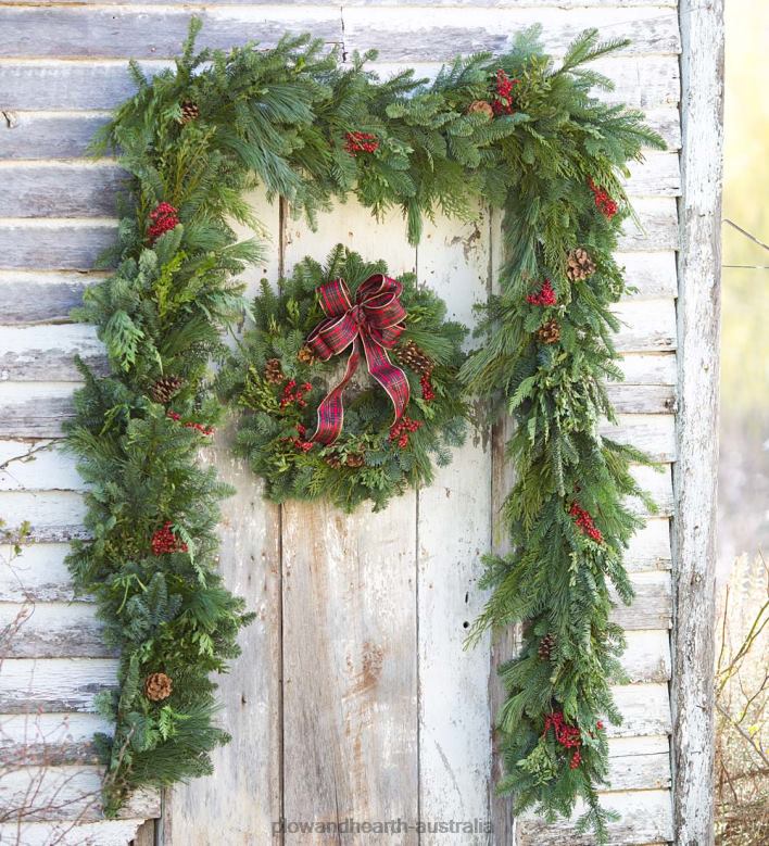 Plow & Hearth Holiday Woodland Wreaths Handmade In The Pacific Northwest P22BD1495 Houseware