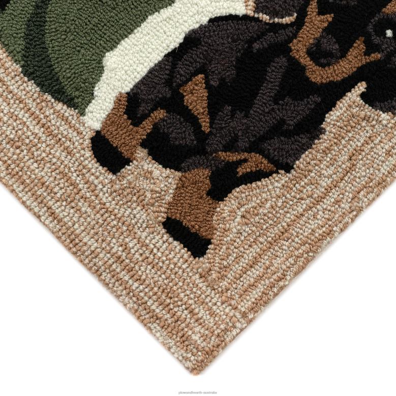 Plow & Hearth Indoor/Outdoor Hand-Hooked Christmas Dachshunds Accent Rug P22BD1338 Houseware