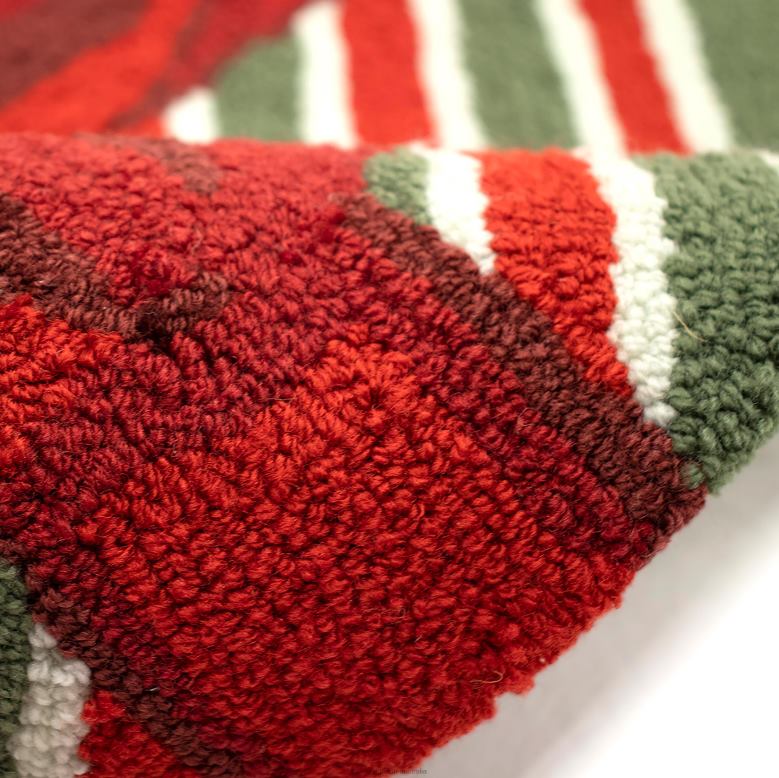 Plow & Hearth Indoor/Outdoor Hand-Hooked Christmas Gift Accent Rug P22BD1334 Houseware