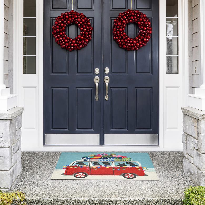 Plow & Hearth Indoor/Outdoor Hand-Hooked Happy Howlidays Accent Rug P22BD1332 Houseware