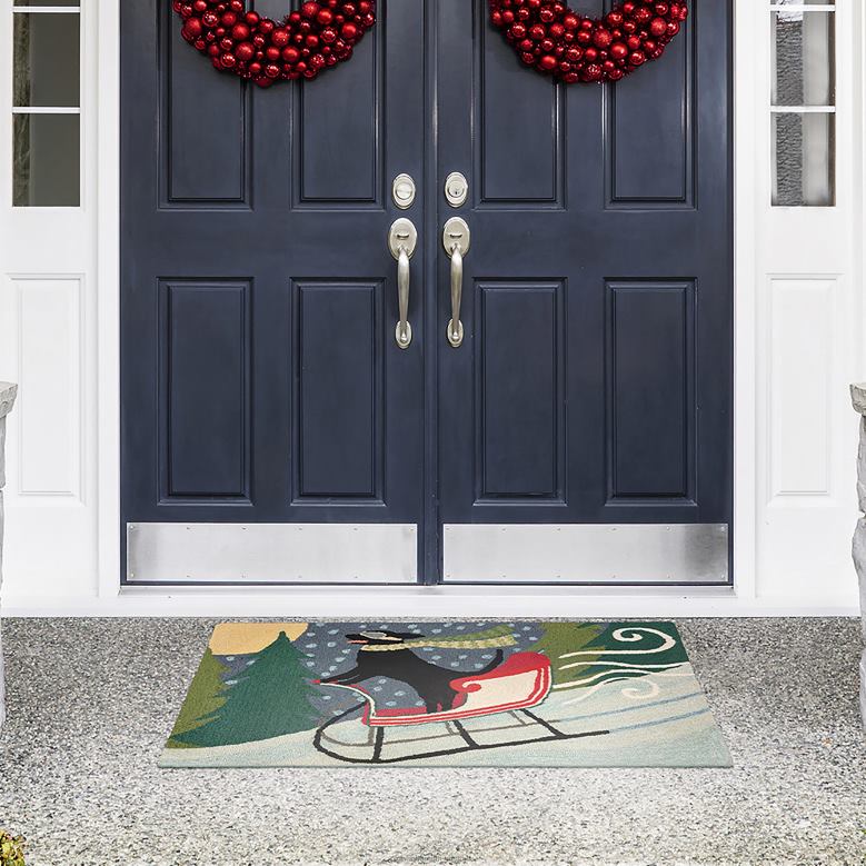 Plow & Hearth Indoor/Outdoor Hand-Hooked Sleigh Dog Accent Rug P22BD1329 Houseware