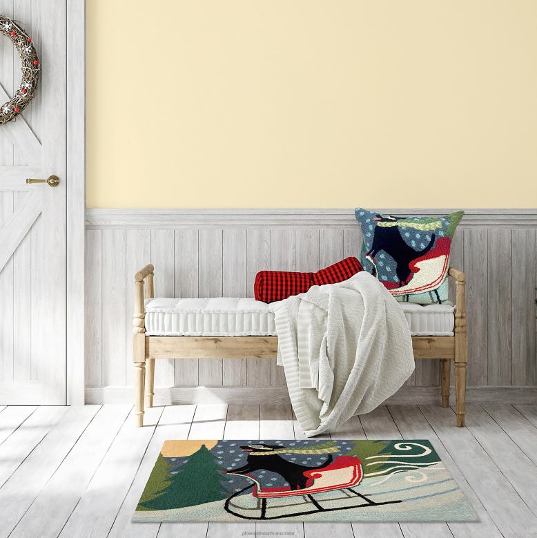 Plow & Hearth Indoor/Outdoor Hand-Hooked Sleigh Dog Accent Rug P22BD1329 Houseware