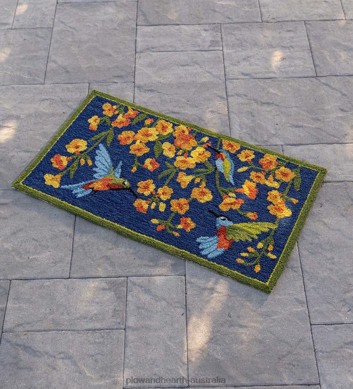 Plow & Hearth Indoor/Outdoor Trumpet Vine With Hummingbird Hooked Polypropylene Accent Rug P22BD1302 Houseware