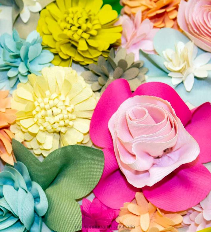 Plow & Hearth Indoor/Outdoor Bouquet Heart Pillow - Capri Multi P22BD1264 Houseware