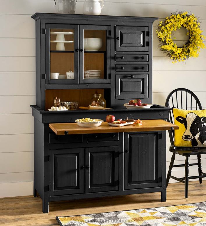 Plow & Hearth Indoor/Outdoor Hooked Polypropylene Cow Throw Pillow P22BD1257 Houseware