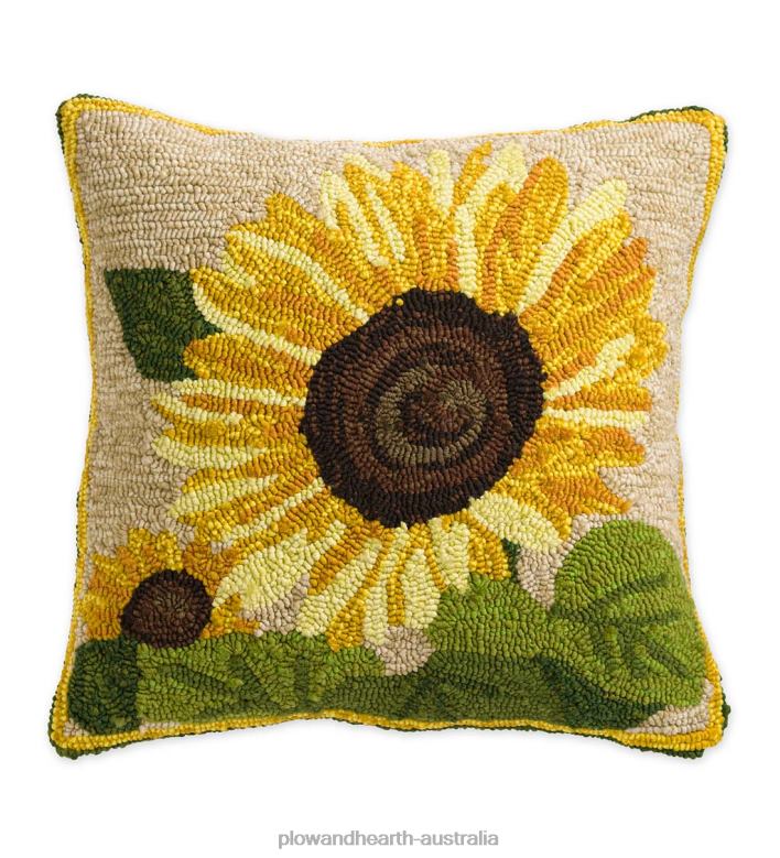Plow & Hearth Indoor/Outdoor Hooked Polypropylene Sunflower Throw Pillow P22BD1251 Houseware