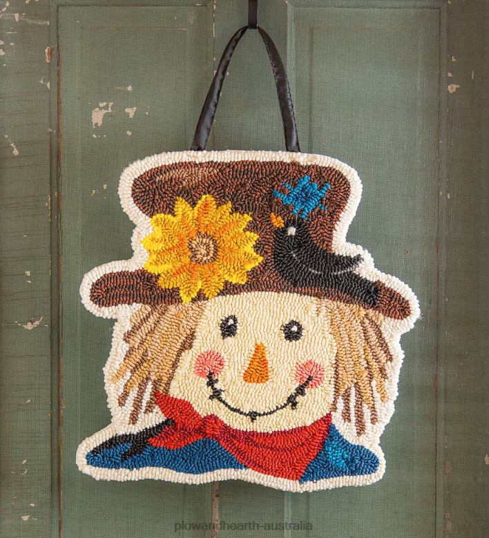 Plow & Hearth Indoor/Outdoor Scarecrow Hooked Polypropylene Door Decor P22BD2502 Houseware
