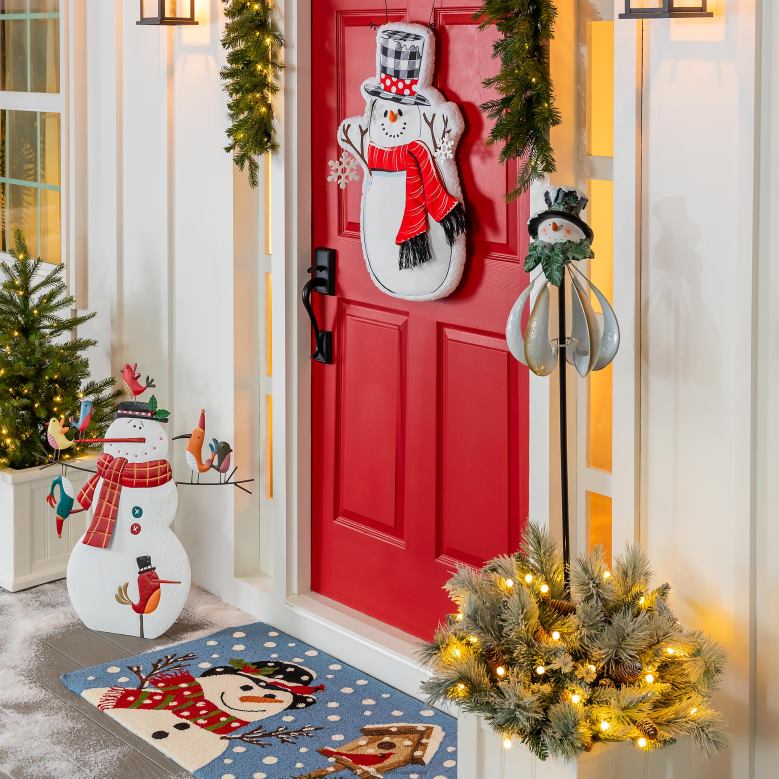 Plow & Hearth Indoor/Outdoor Snowman Estate Door Decor P22BD1716 Houseware
