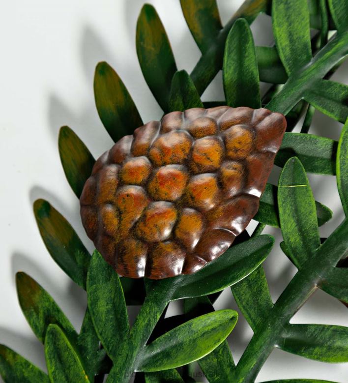 Plow & Hearth Deer and Stars Metal Wreath P22BD1708 Houseware