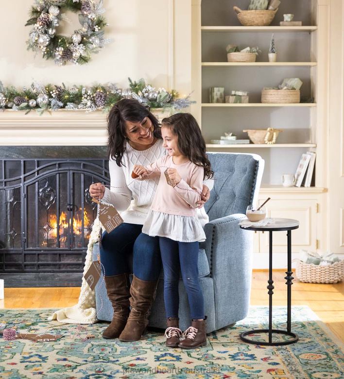 Plow & Hearth Lighted Silver Evergreen Holiday Garland P22BD1707 Houseware