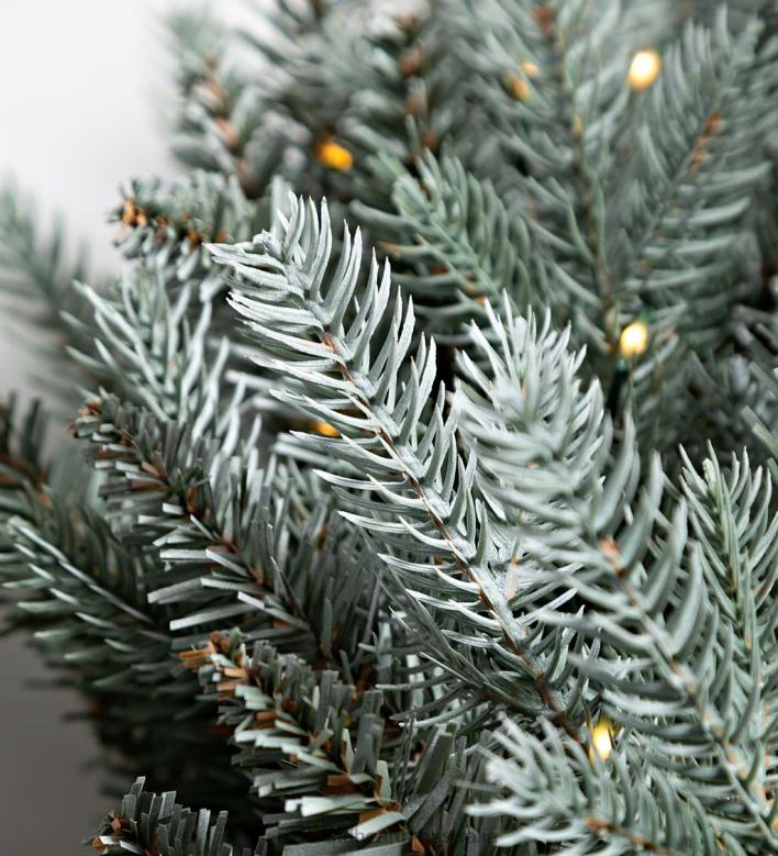 Plow & Hearth Misty Pine Lighted Holiday Wreath P22BD1709 Houseware