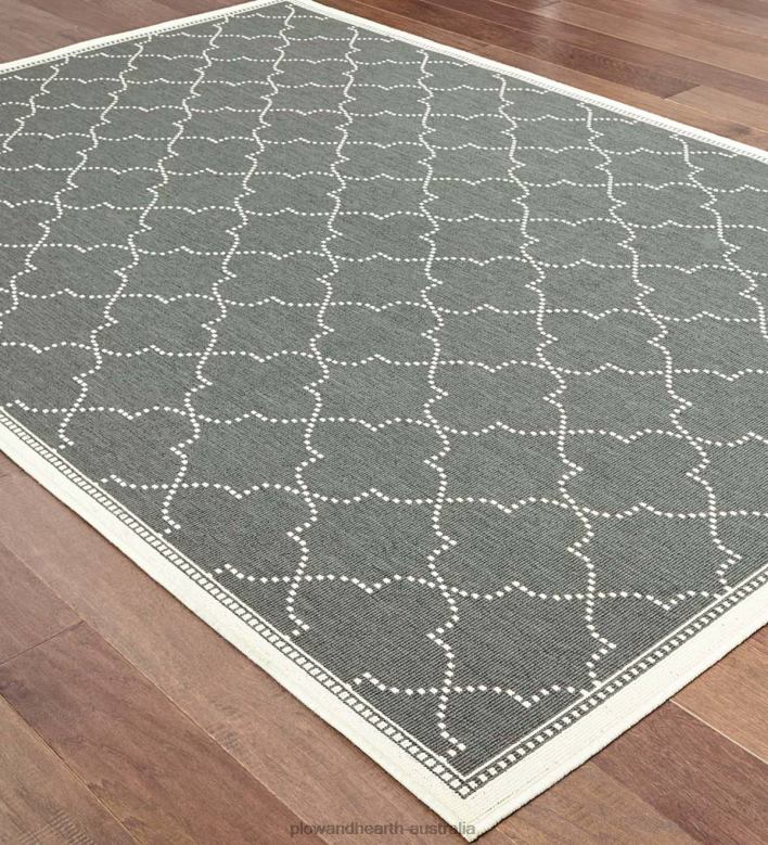 Plow & Hearth Marston Quatrefoil Polypropylene Area Rug P22BD1892 Rugs & Mats