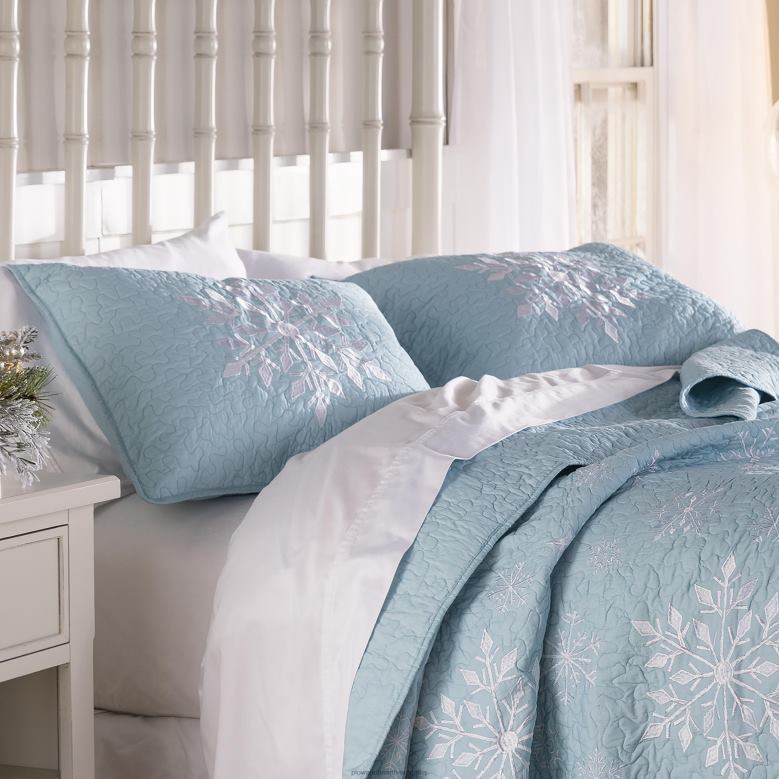 Plow & Hearth Falling Snowflakes Cotton Quilt Set P22BD2246 Seasonal & Gifts