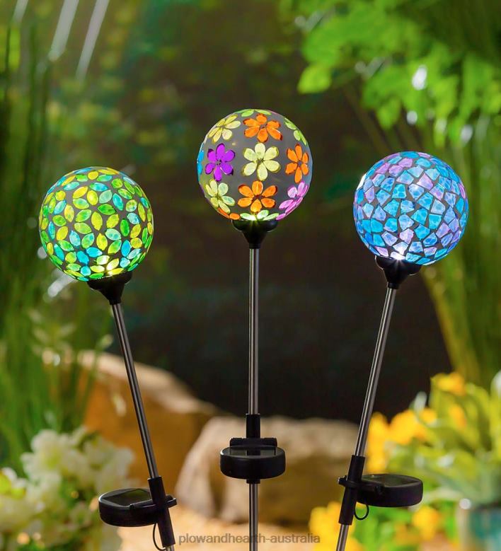 Plow & Hearth Mosaic Globe Solar Garden Stake - Green P22BD129 Yard & Garden