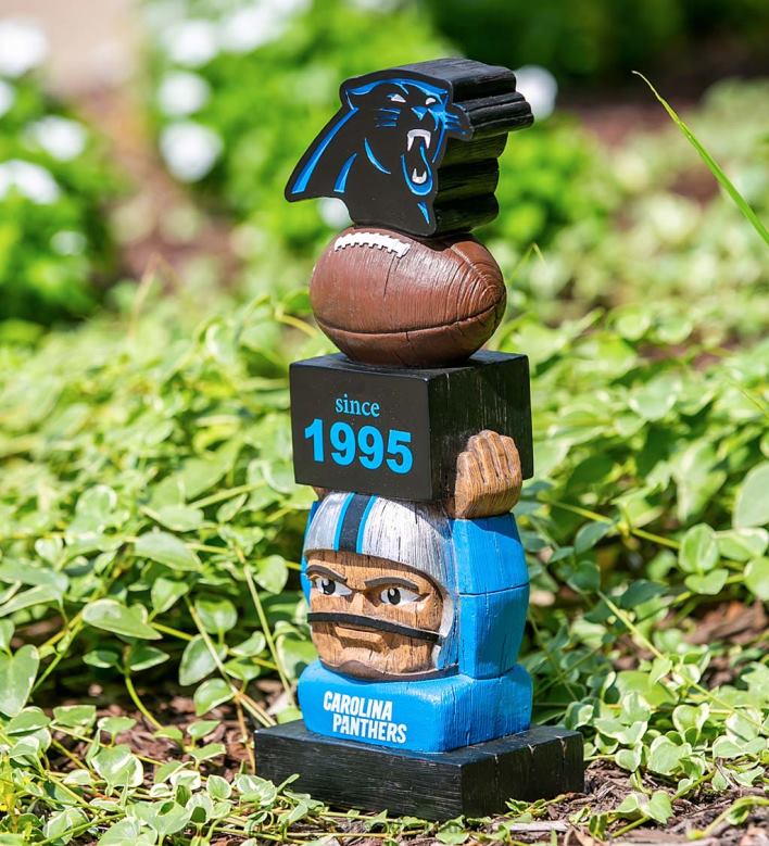 Plow & Hearth Vintage Football Garden Statue - Green Bay Packers P22BD421 Yard & Garden