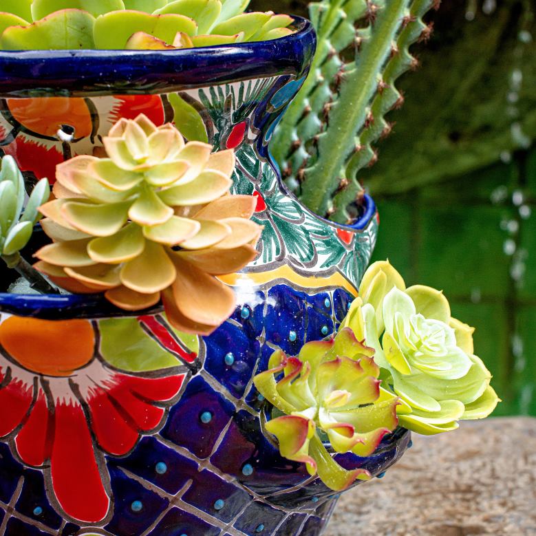 Plow & Hearth Large Royal Blue Talavera Strawberry Pot P22BD939 Yard & Garden