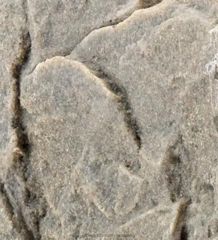 Plow & Hearth USA-Made Large Mock Rock - Gray P22BD730 Yard & Garden